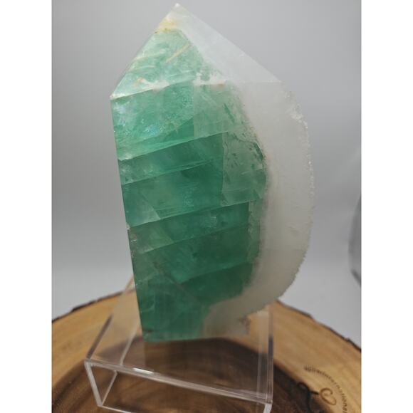 Fluorite Crystal 2.71lbs - Picture 11 of 12